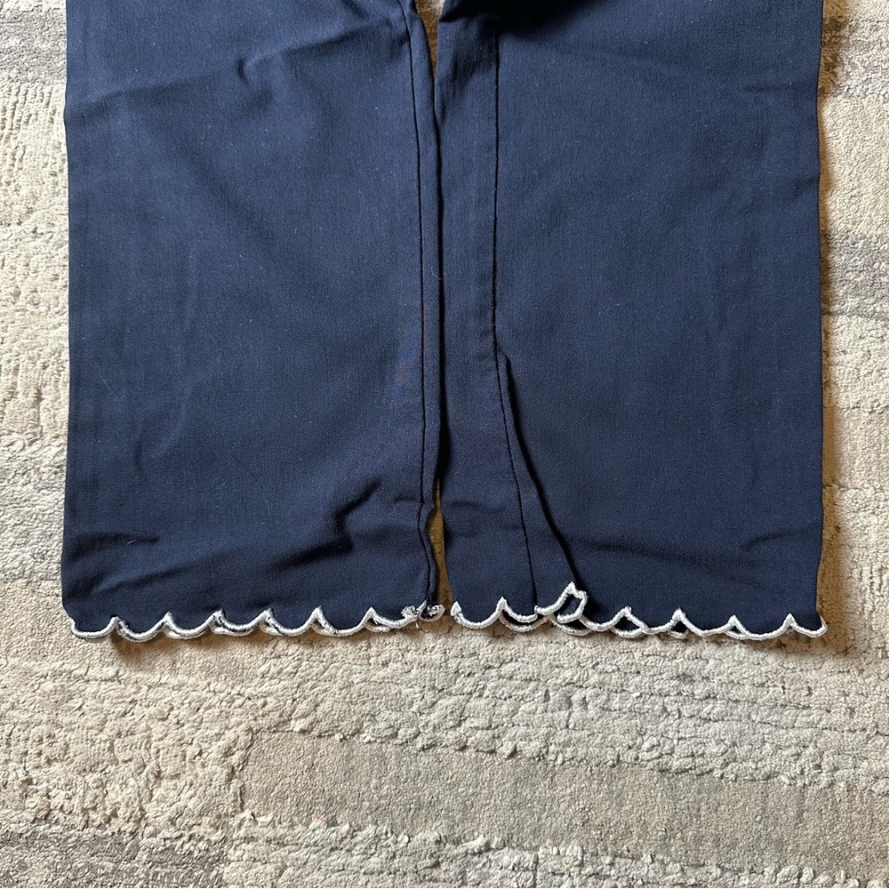 Van Heusen Navy Stretch Pants Women’s Size M Scalloped Hem, Pull-On Style - Picture 5 of 6
